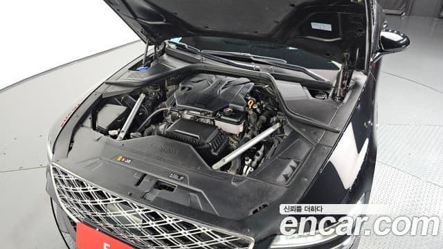 Genesis Electrified G80 2024 — Şəkil 6/20