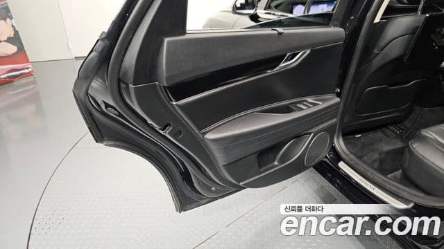 Genesis G80 2024 — Photo 12/37