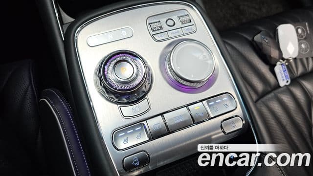 Genesis G90 2022 — Şəkil 9/20