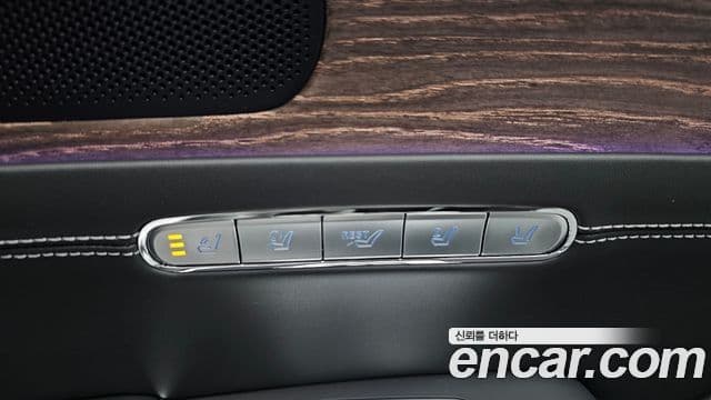 Genesis G90 2022 — Şəkil 18/20
