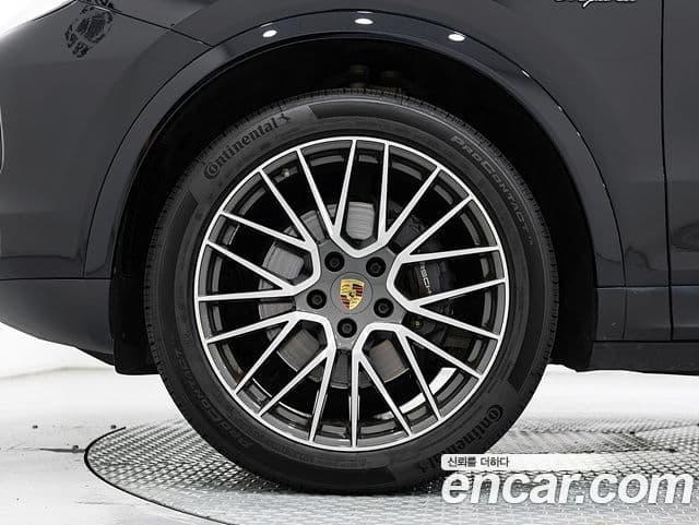Porsche Cayenne 2022 — Şəkil 4/19