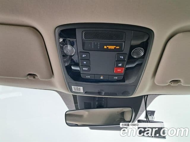 Kia Carnival 2023 — Şəkil 15/20