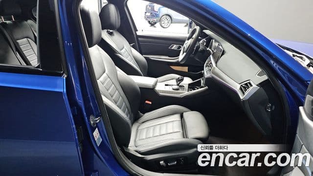BMW 3 Series 2019 — Фото 10/20