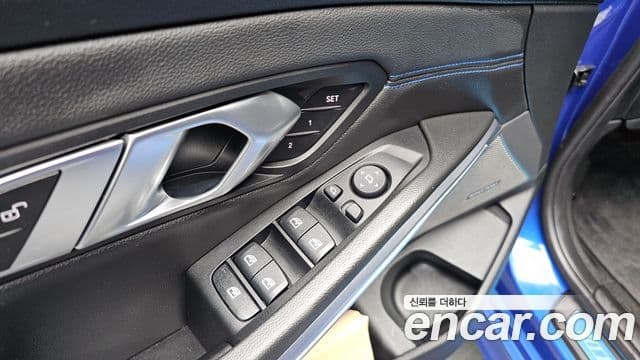 BMW 3 Series 2019 — Фото 17/20