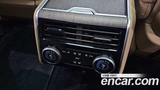 Land Rover Range Rover 2026 — Photo 3/39