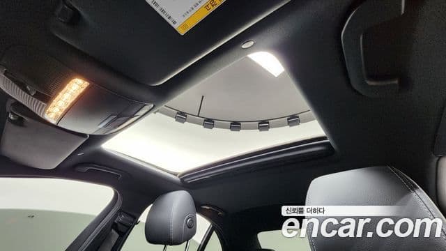 Mercedes-Benz E-Class 2020 — ფოტო 18/20