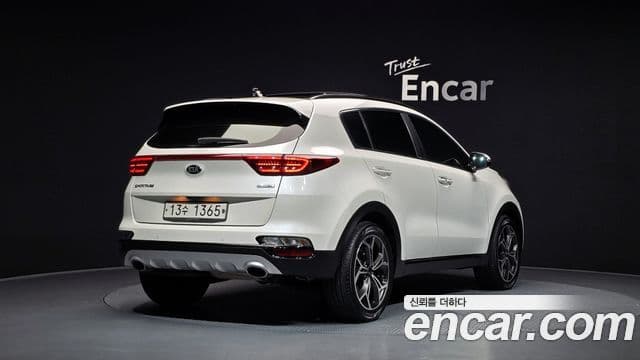 Kia Sportage The Bold 2019 — Фото 2/20