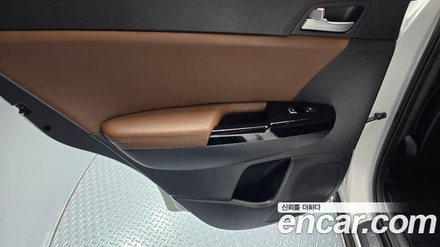 Kia Sportage The Bold 2019 — Photo 22/31
