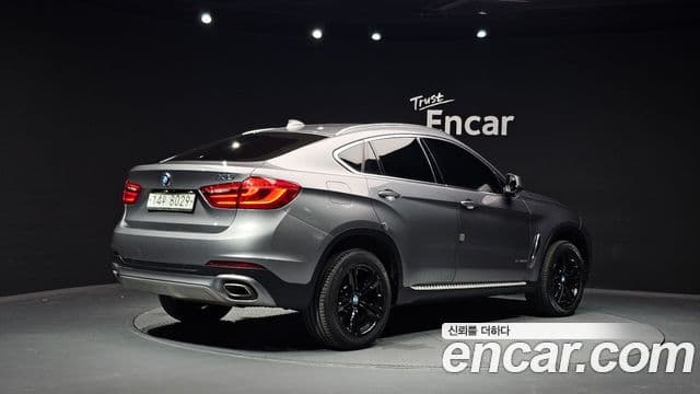 BMW X6 2018 — ფოტო 2/20