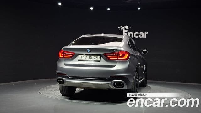BMW X6 2018 — ფოტო 4/20