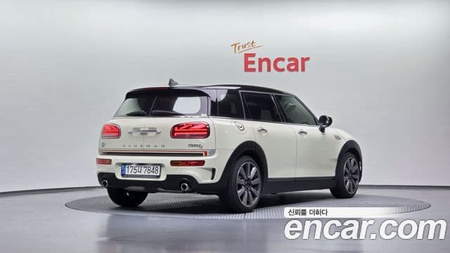 Mini Cooper S Clubman 2020 — ფოტო 13/36