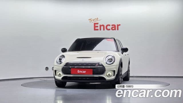 Mini Cooper S Clubman 2020 — ფოტო 21/36
