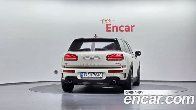 Mini Cooper S Clubman 2020 — ფოტო 6/36