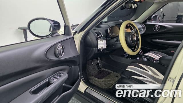 Mini Cooper S Clubman 2020 — ფოტო 27/36