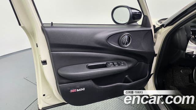 Mini Cooper S Clubman 2020 — ფოტო 7/36