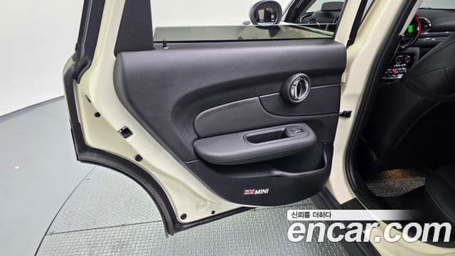 Mini Cooper S Clubman 2020 — ფოტო 8/36