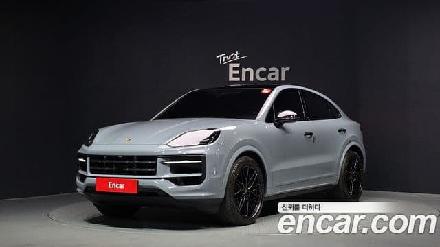 Porsche Cayenne 2023 — Photo 9/32