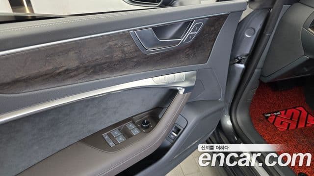 Audi A7 2021 — Photo 30/37
