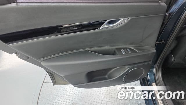 Genesis G80 2021 — Şəkil 25/34