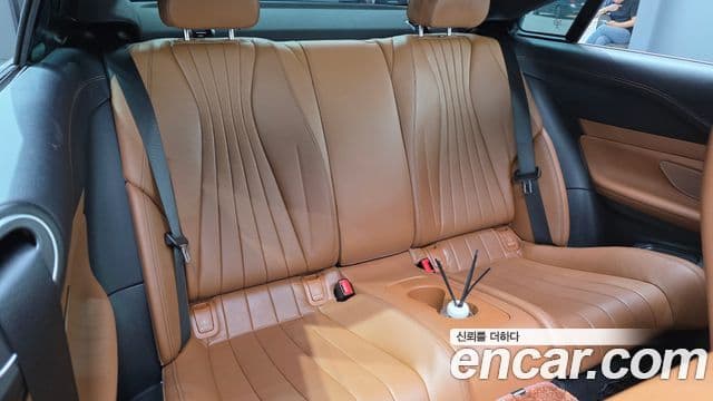 Mercedes-Benz E-Class 2019 — ფოტო 11/20