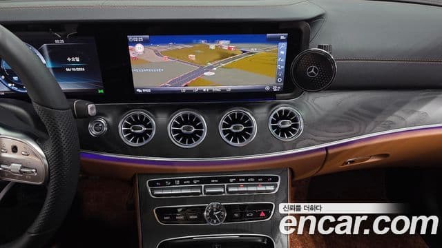 Mercedes-Benz E-Class 2019 — ფოტო 12/20