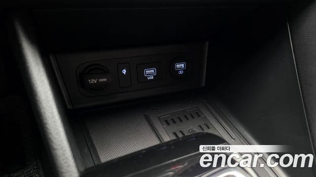 Hyundai Sonata 2019 — ფოტო 19/20