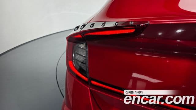 Hyundai Sonata Hybrid 2019 — ფოტო 25/33