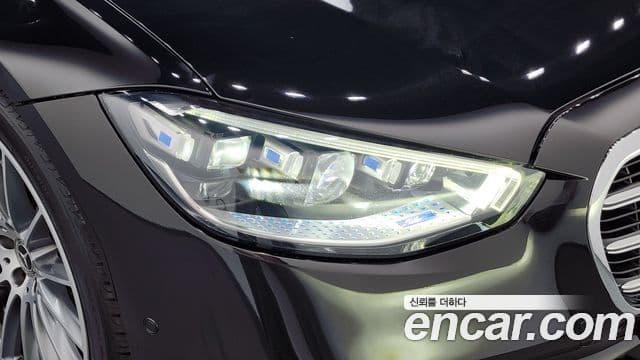 Mercedes-Benz S-Class 2021 — Şəkil 23/41