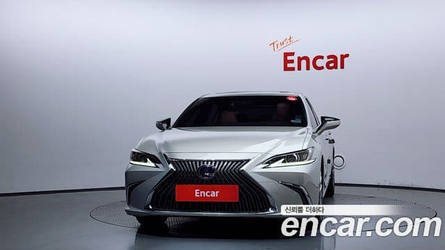 Lexus ES300h 2018 — Şəkil 2/20