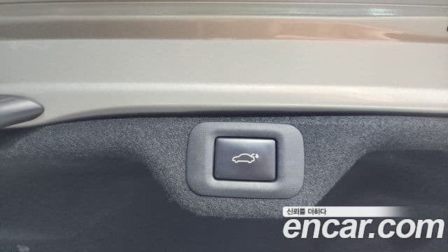 Lexus ES300h 2018 — Şəkil 17/20