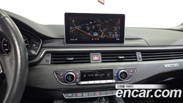 Audi A4 2018 — ფოტო 12/20