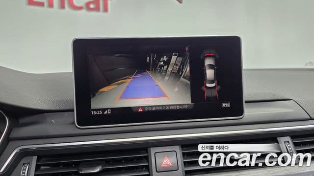 Audi A4 2018 — ფოტო 14/20