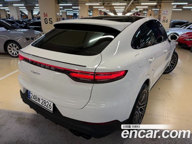 Porsche Cayenne 2023 — Şəkil 14/20