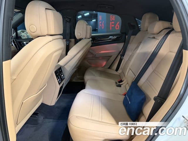 Porsche Cayenne 2023 — Şəkil 20/20