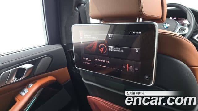 BMW X7 2022 — Şəkil 18/20