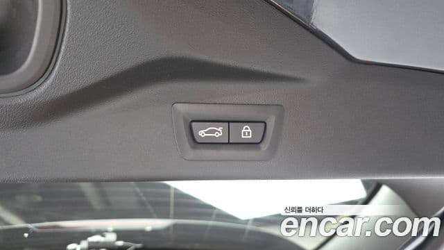 BMW X7 2022 — Photo 22/31