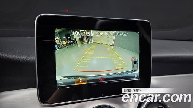 Mercedes-Benz GLA-Class 2019 — ფოტო 16/20