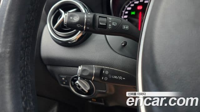 Mercedes-Benz GLA-Class 2019 — ფოტო 20/20