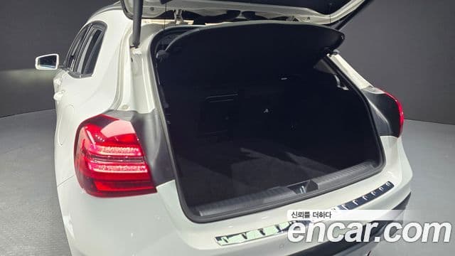 Mercedes-Benz GLA-Class 2019 — Photo 3/30