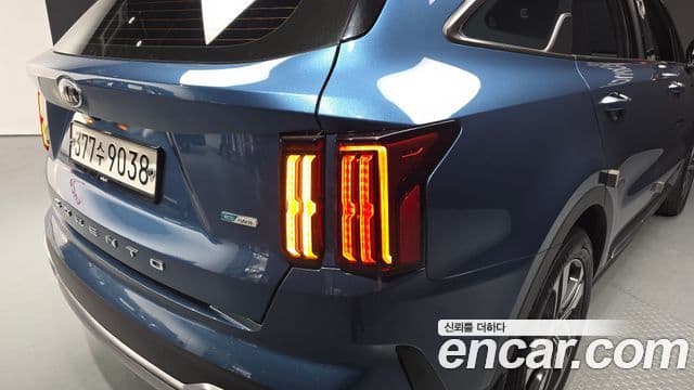 Kia Sorento 2021 — Photo 17/37