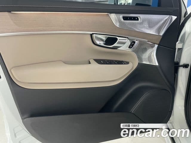 Volvo XC90 2025 — Şəkil 16/20