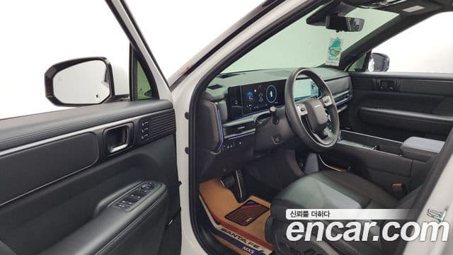 Hyundai Santa Fe 2023 — Şəkil 10/20