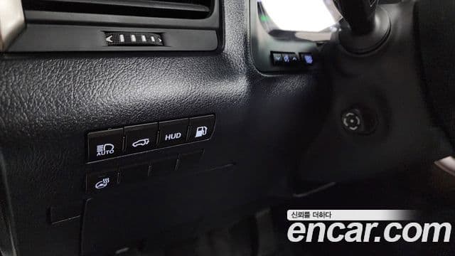 Lexus RX450h 2019 — Photo 6/38