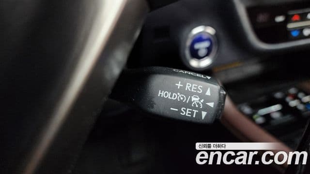 Lexus RX450h 2019 — Photo 4/38