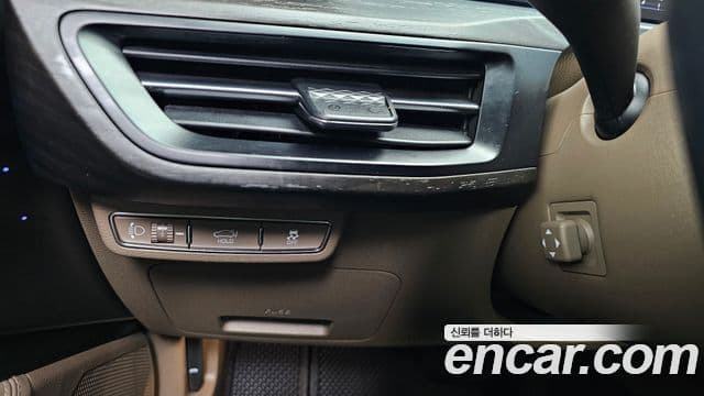 Kia K8 2022 — Photo 6/32