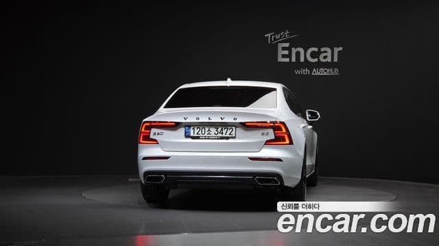 Volvo S60 2021 — Şəkil 4/20