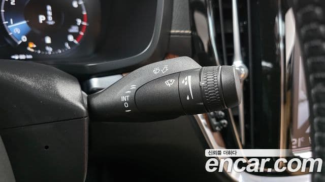Volvo S60 2021 — Şəkil 19/20