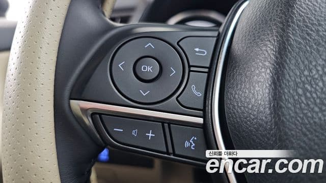 Toyota Camry 2024 — Photo 6/32