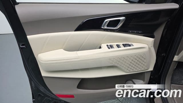 Kia Carnival 2025 — Photo 27/30