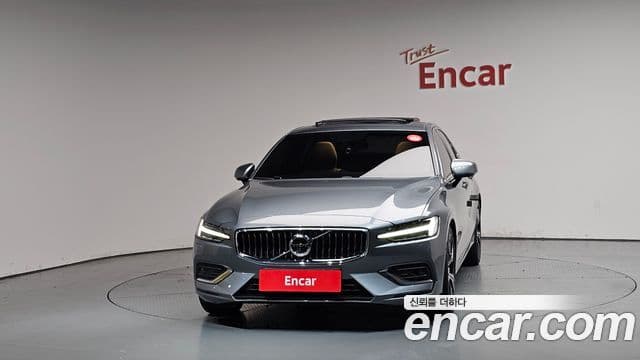Volvo S60 2019 — Şəkil 2/20
